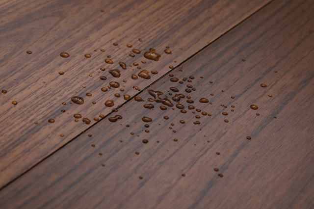 أرضيات خشبية صلبة داخلية ريفية للمنزل بلون الجوز بسمك 18 مم للأرضيات الصلبة 